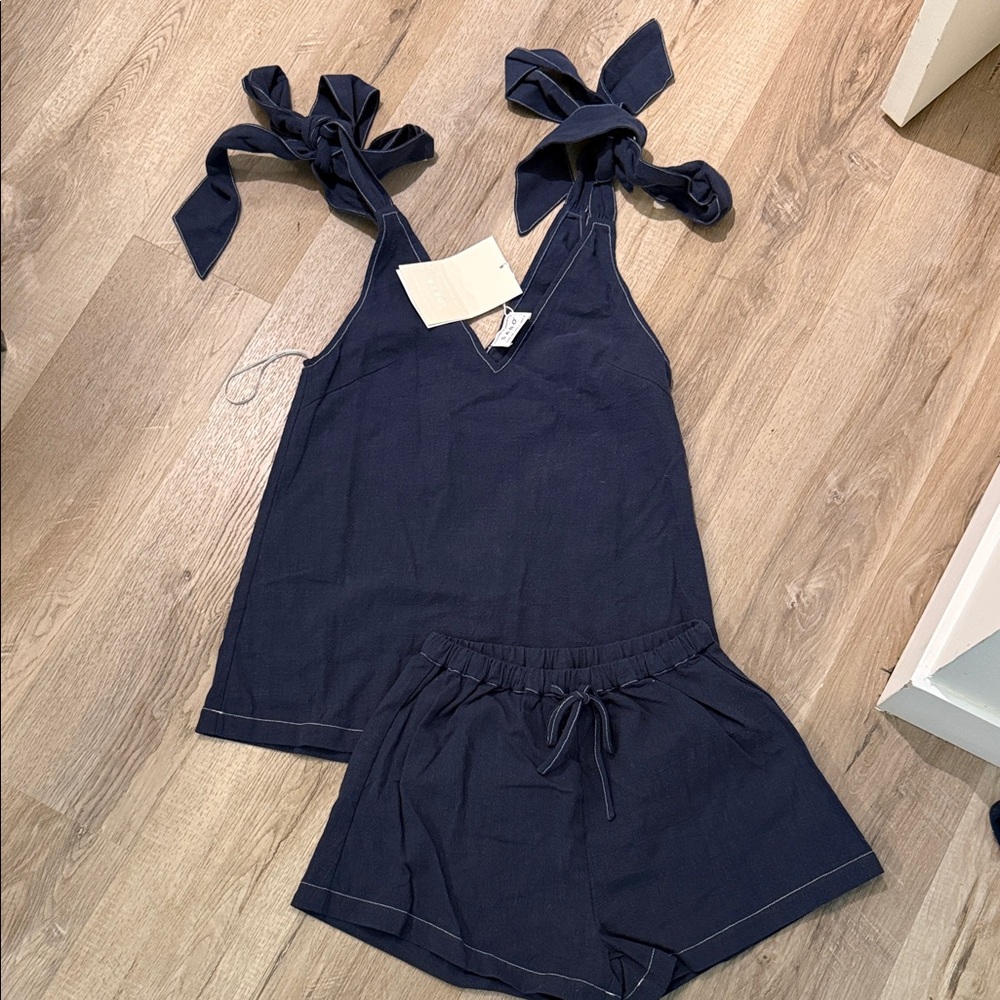 Sabo Skirt Navy Tie-Shoulder Tank Top